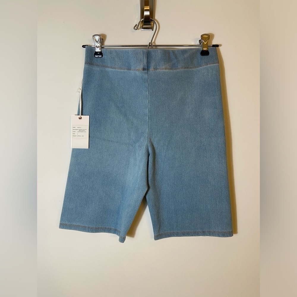 NWT Good American Size 2 Blue Indigo Sculpt BIKE SHORT Light Wash